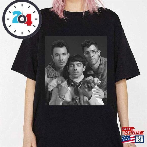 Tops - Jonas Brothers T-Shirt Five Albums One Night Tour Shirt